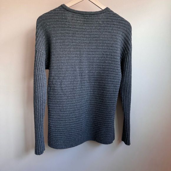 🎄PAIGE Helena Sweater - Picture 5 of 12